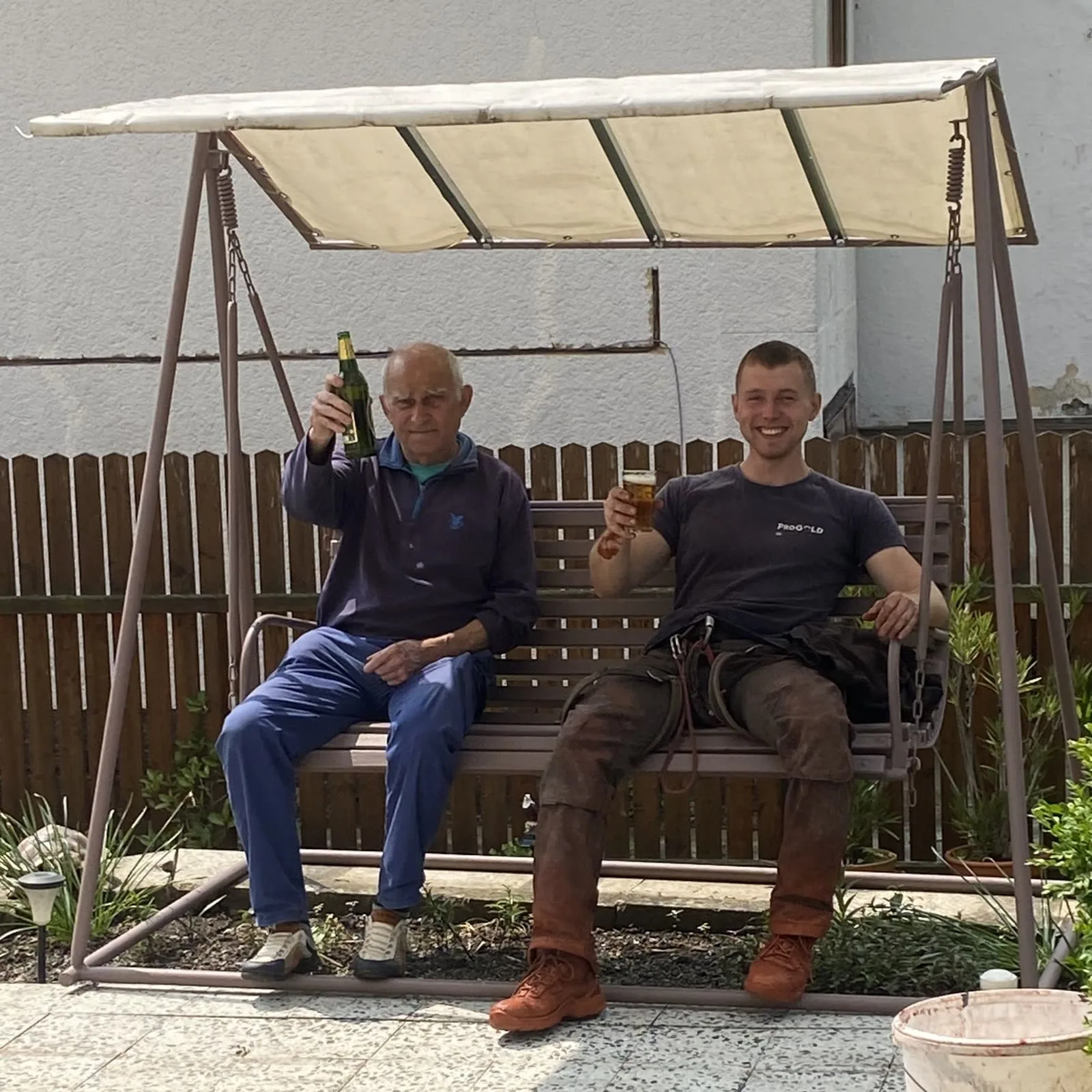 Aleš Kostohryz, zakladatel Dachvitalu, na střeše