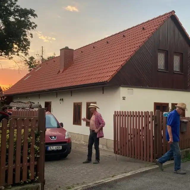 Sedlová střecha s klasickou taškou po, Přepeře
